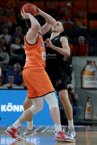 下最棘手的 下最棘手的