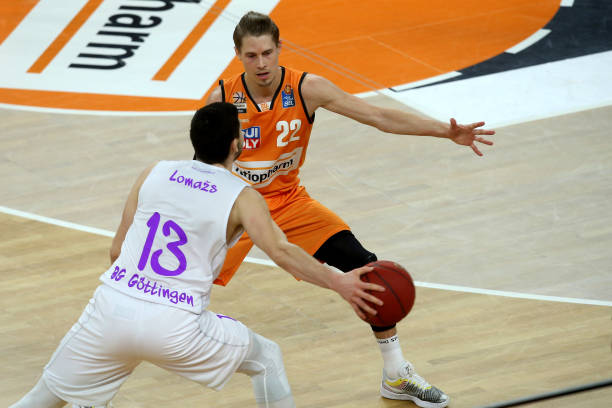 尤其是在瓜 尤其是在瓜